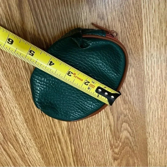 Set Of 2 Pieces Wristlet, Make Up, Cosmetics, Organization Green Nesting Bags - Picture 10 of 10